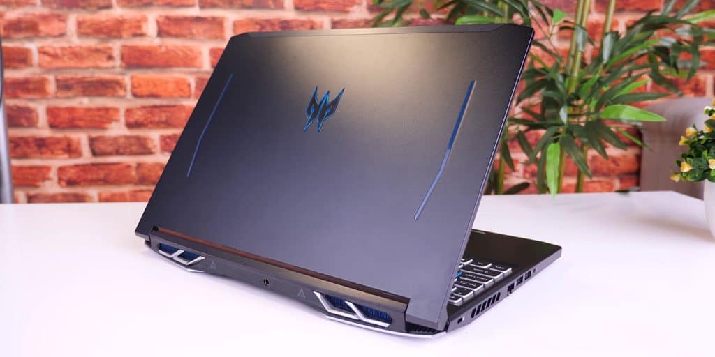 acer predator helios 300 1