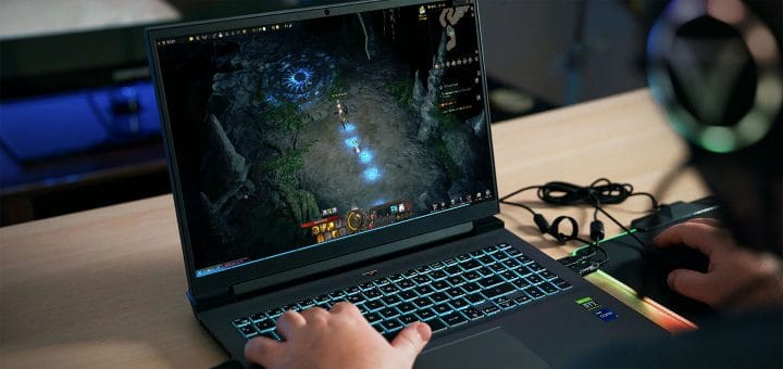 Playing Lost Ark on a laptop